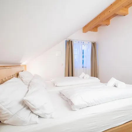 Liboria I Traumhafte Ferienwohnung In Aidling Am Riegsee Mit Atemberaubendem Blick Auf Die Majestaetische Zugspitze! Extérieur photo